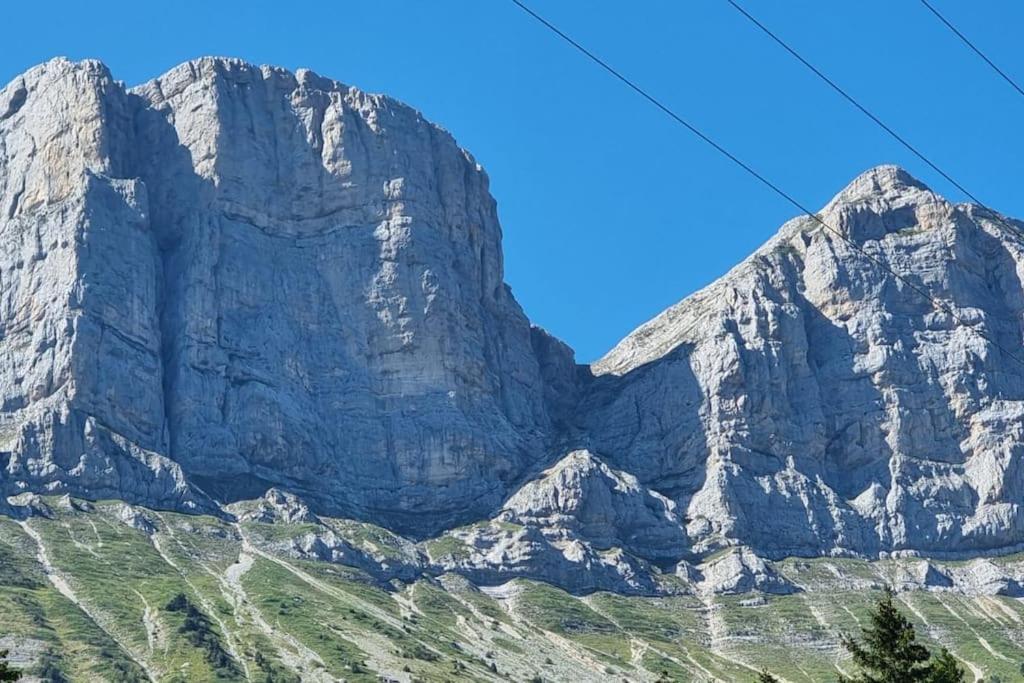 شقة Chez K&D Au Col De L'Arzelier Chateau-Bernard المظهر الخارجي الصورة